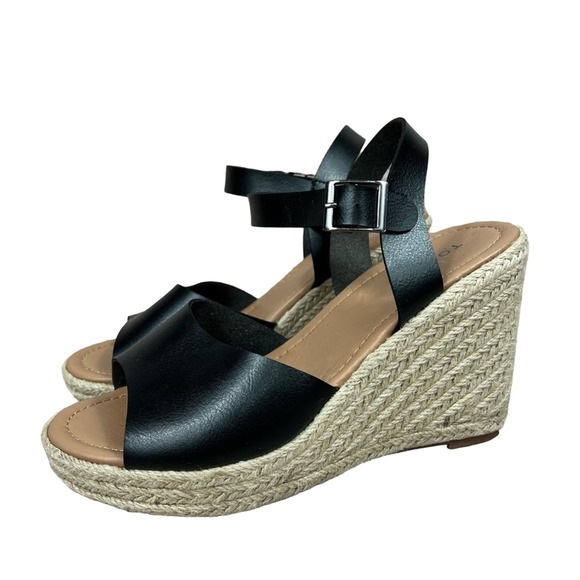 Torrid Raffia Black Faux Leather Open Toed Wrapped Wedge Sandal Size 8.5 - Picture 1 of 12